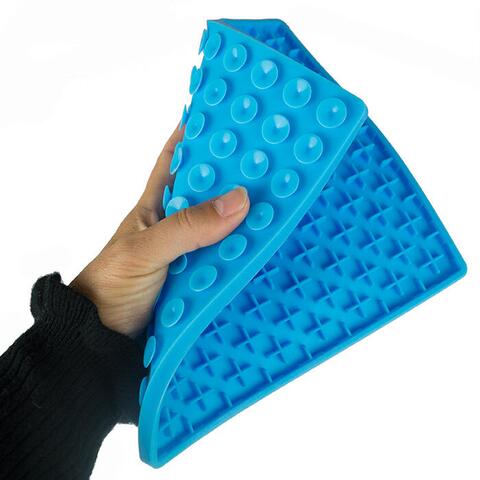 Ollipet slikkeplade med sugekopper