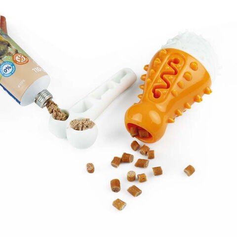 Aktivitets Kyllingelår I Masser af muligheder med forskellige godbidder og vådfoder/paté