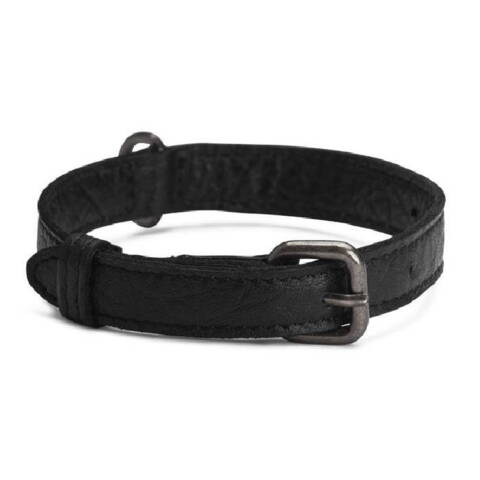 Muud Cate Læderhalsbånd er fremstillet af ægte læder