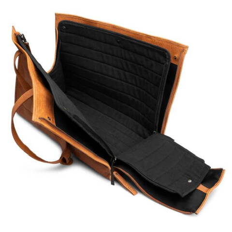 Muud Clara Transporttaske er både praktisk og flot